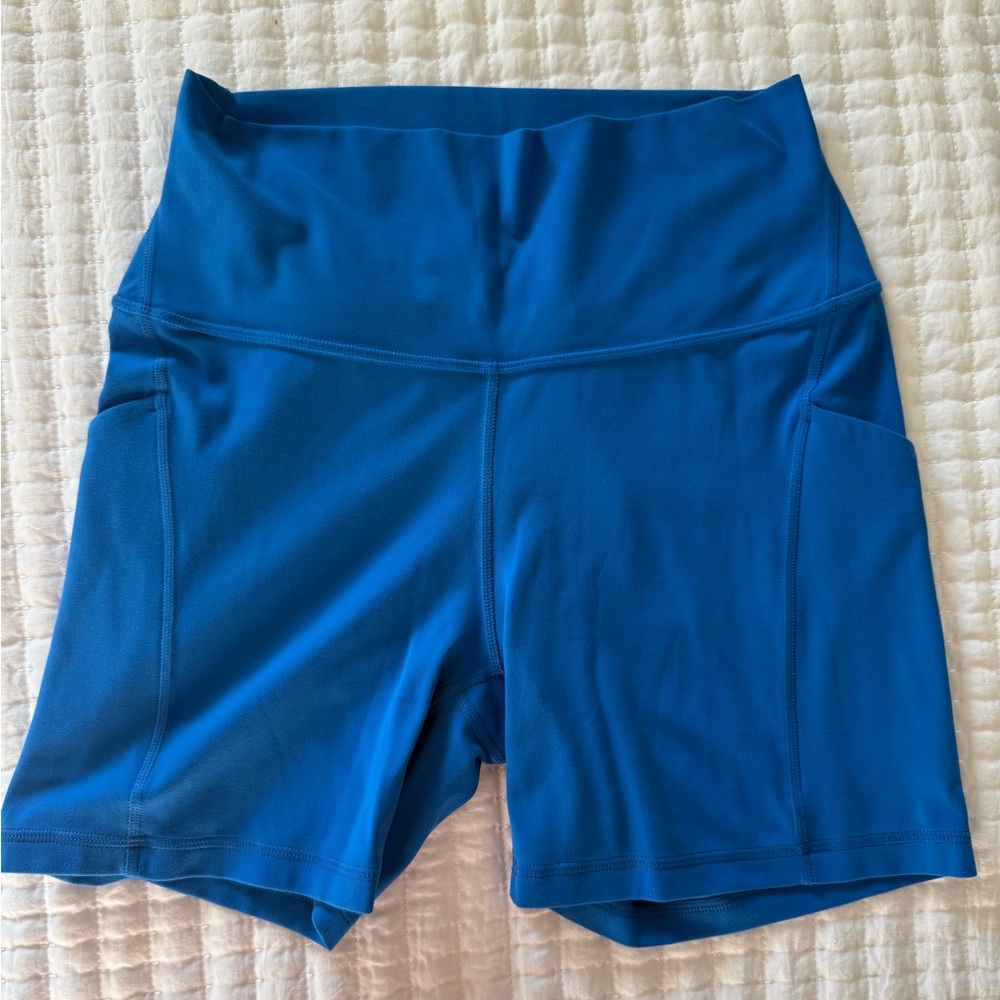 CRZ YOGA Women's High-Waist Royal Blue Bike Shorts with Side Pockets